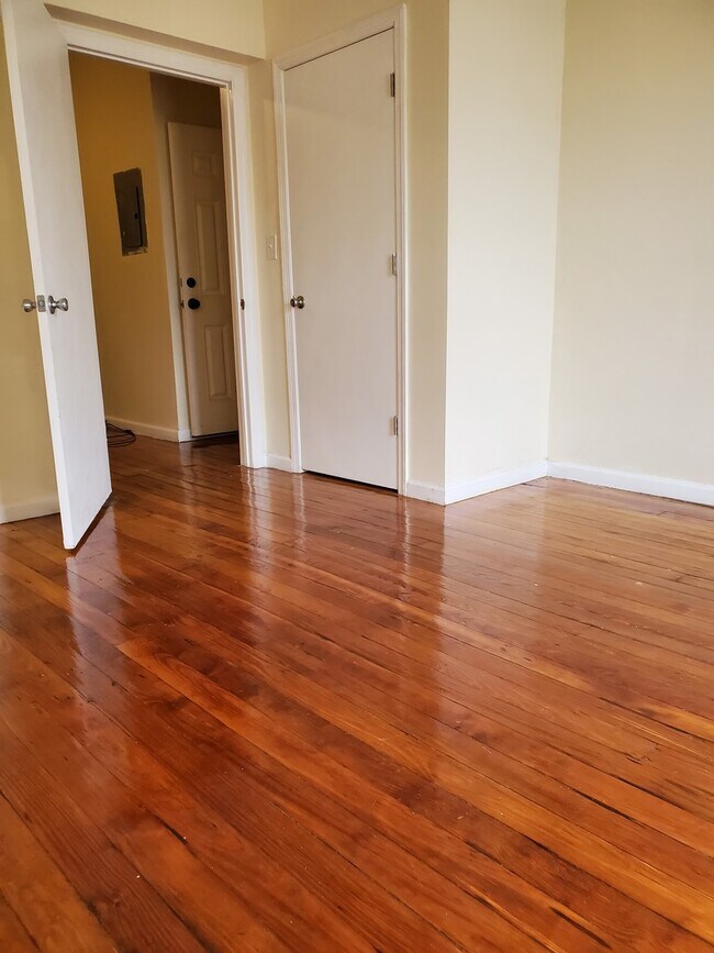 Building Photo - 79 Winans Ave