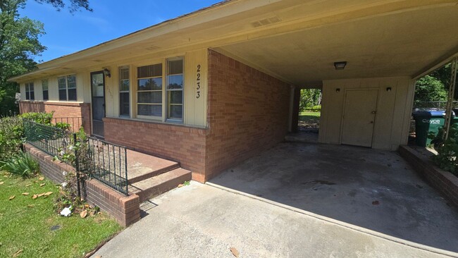 Building Photo - Cayce/West Columbia