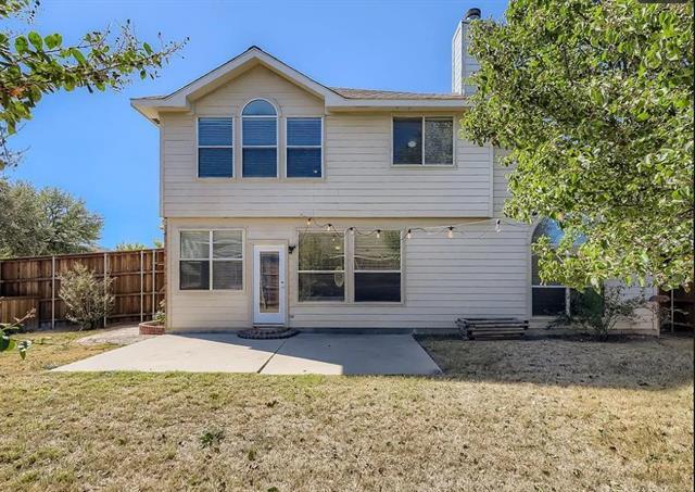 Building Photo - 850 Warbler Ln