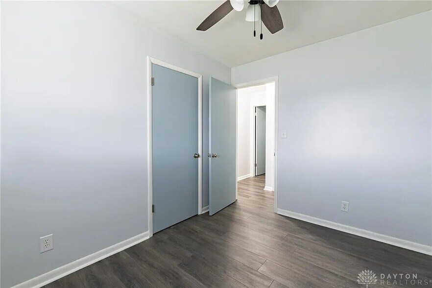 Building Photo - 4701 Tall Oaks Dr