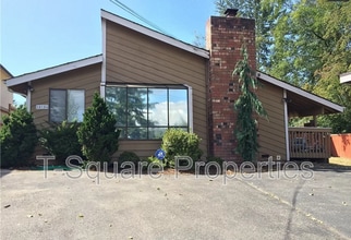 Building Photo - 12120 E Gibson Rd