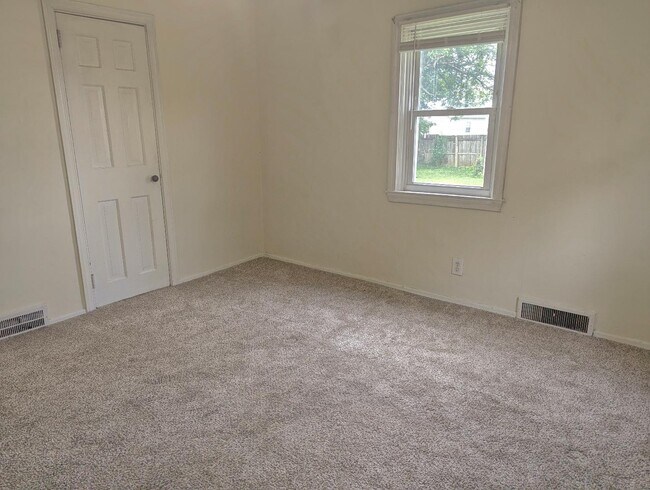 Building Photo - 506 Manassas Ave