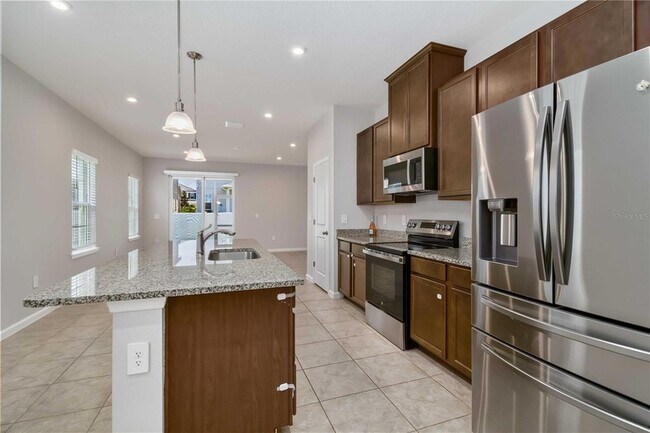 Building Photo - 4525 Pippin Ln