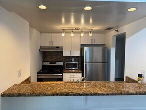 Building Photo - 850 N Miami Ave