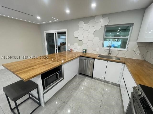 Building Photo - 11805 SW 169th St