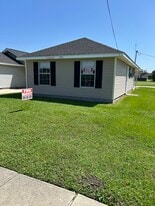 Building Photo - 2533 Huey P Long Ave