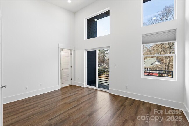 Building Photo - 1712 Pegram St