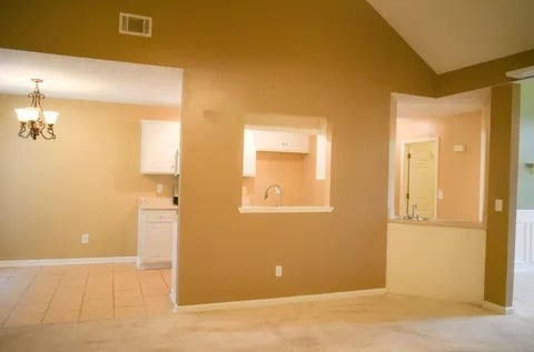 Building Photo - 118 Royal Pine Dr