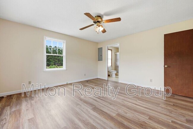 Building Photo - 763 Tingen Rd