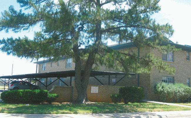 Primary Photo - Marquee West