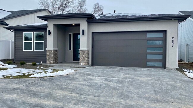 Building Photo - Beautiful Boise Home Available 8/21/26