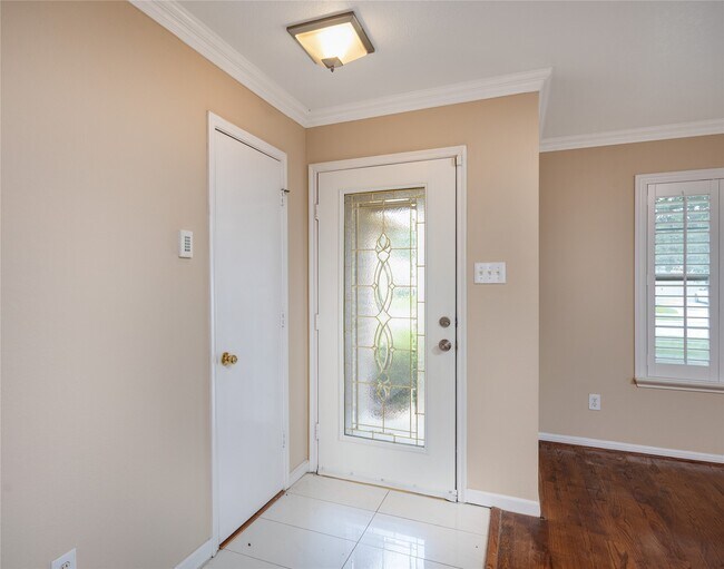 Building Photo - 1207 Bartlett Cove Dr