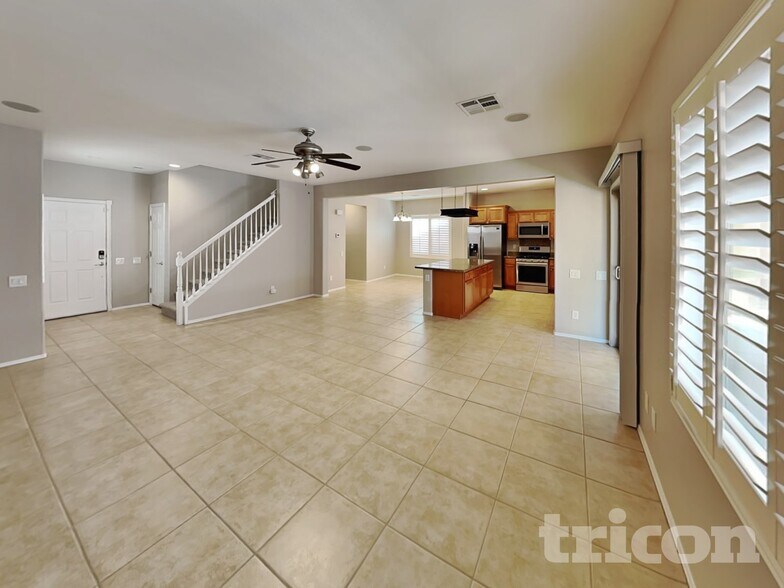 Building Photo - 10728 Khalua Ave