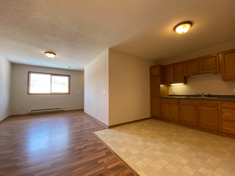 Building Photo - 2451 Main St S