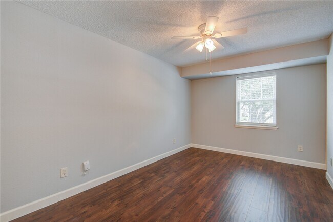 Building Photo - 14529 Misty Meadow Ln