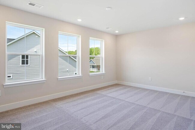 Building Photo - 31531 Deep Pond Ln