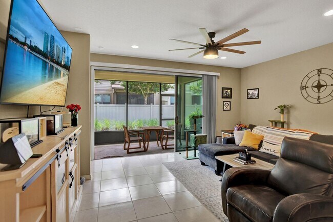 Building Photo - 7036 Beauhaven Ct