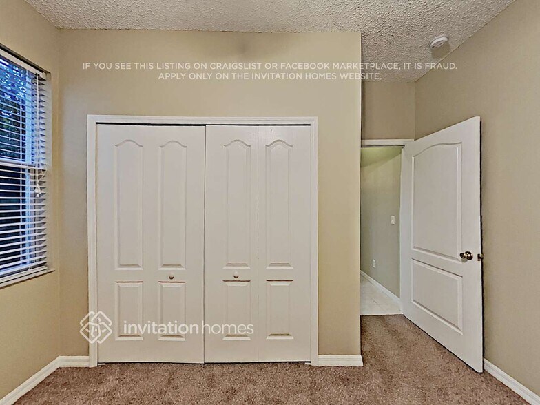 Building Photo - 391 Oak Springs Ct