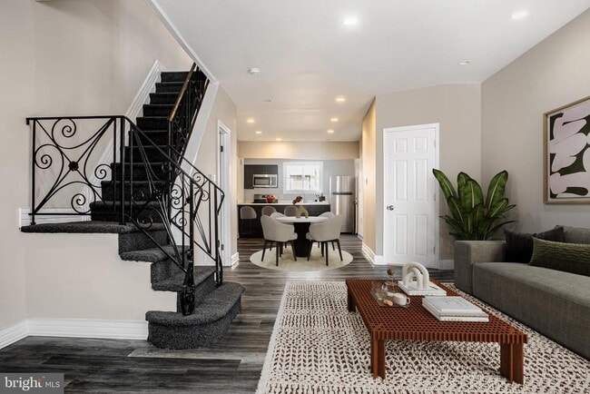 Building Photo - 2137 Mifflin St