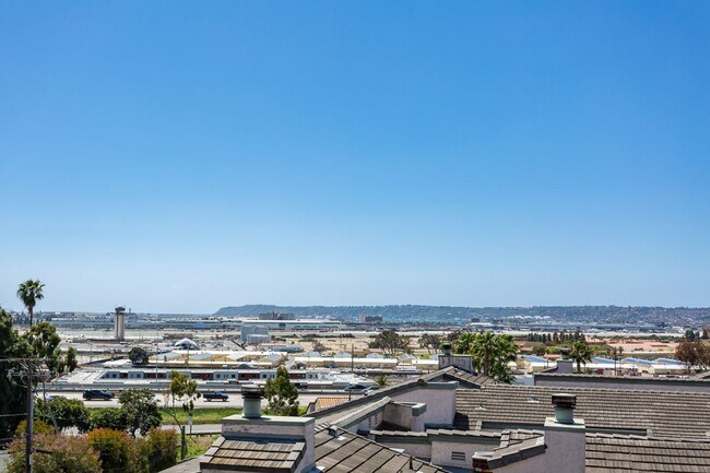 Building Photo - Mission Hills Condo with Stunning Views
