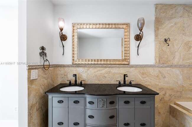 Building Photo - 13611 SW 77th St