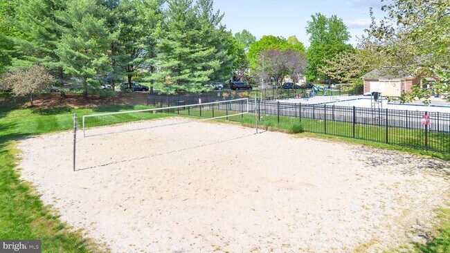 Building Photo - 18612 Clovercrest Cir