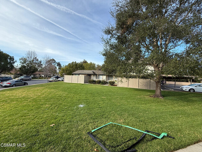 Building Photo - 1677 Orinda Ct