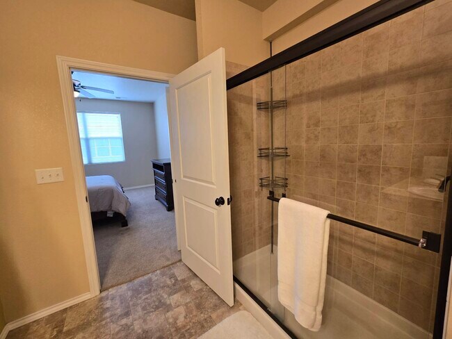 Building Photo - 6603 W 3rd St