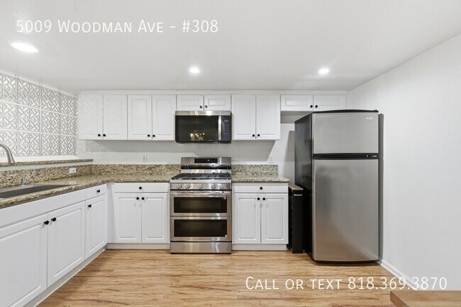 Building Photo - 5009 Woodman Ave