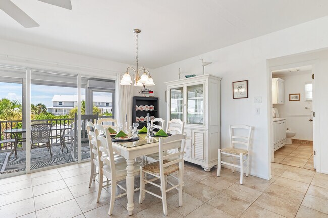 Building Photo - 405 Luke St