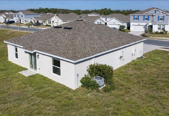 Building Photo - 9347 Revere Ave