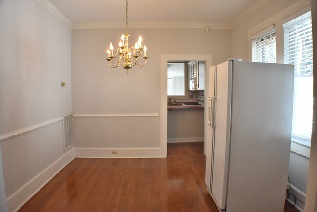 Building Photo - 2522 Blossom St