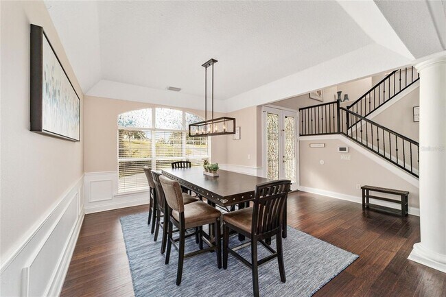 Building Photo - 1706 SW 27th St