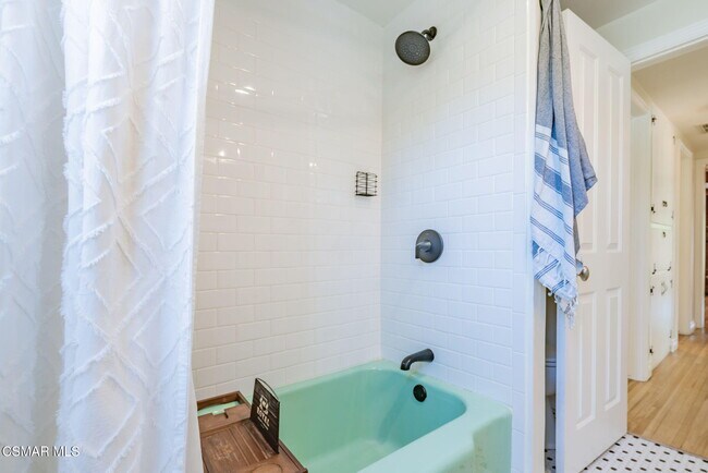 Building Photo - 4310 Eve Rd