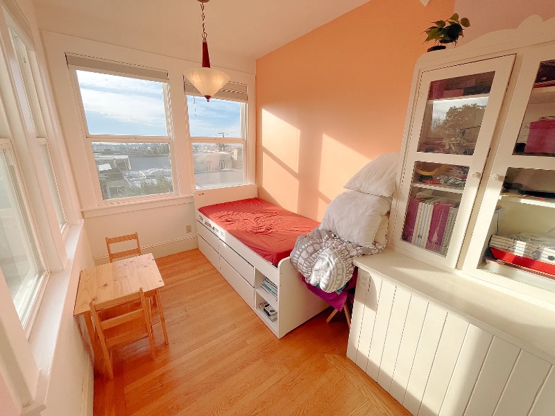 Building Photo - 1811 18th Ave