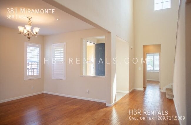 Building Photo - 381 Miramonte-
