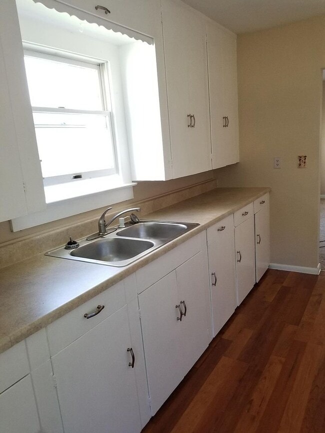Building Photo - 146 Spa Dr