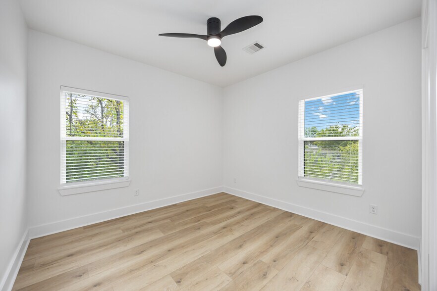 Bedroom 1 - 3327 Cornell St