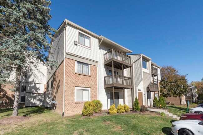 Building Photo - 30078 W 12 Mile Rd