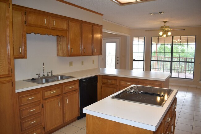 Building Photo - Beautiful Hilltop Home in Harker Heights! ...