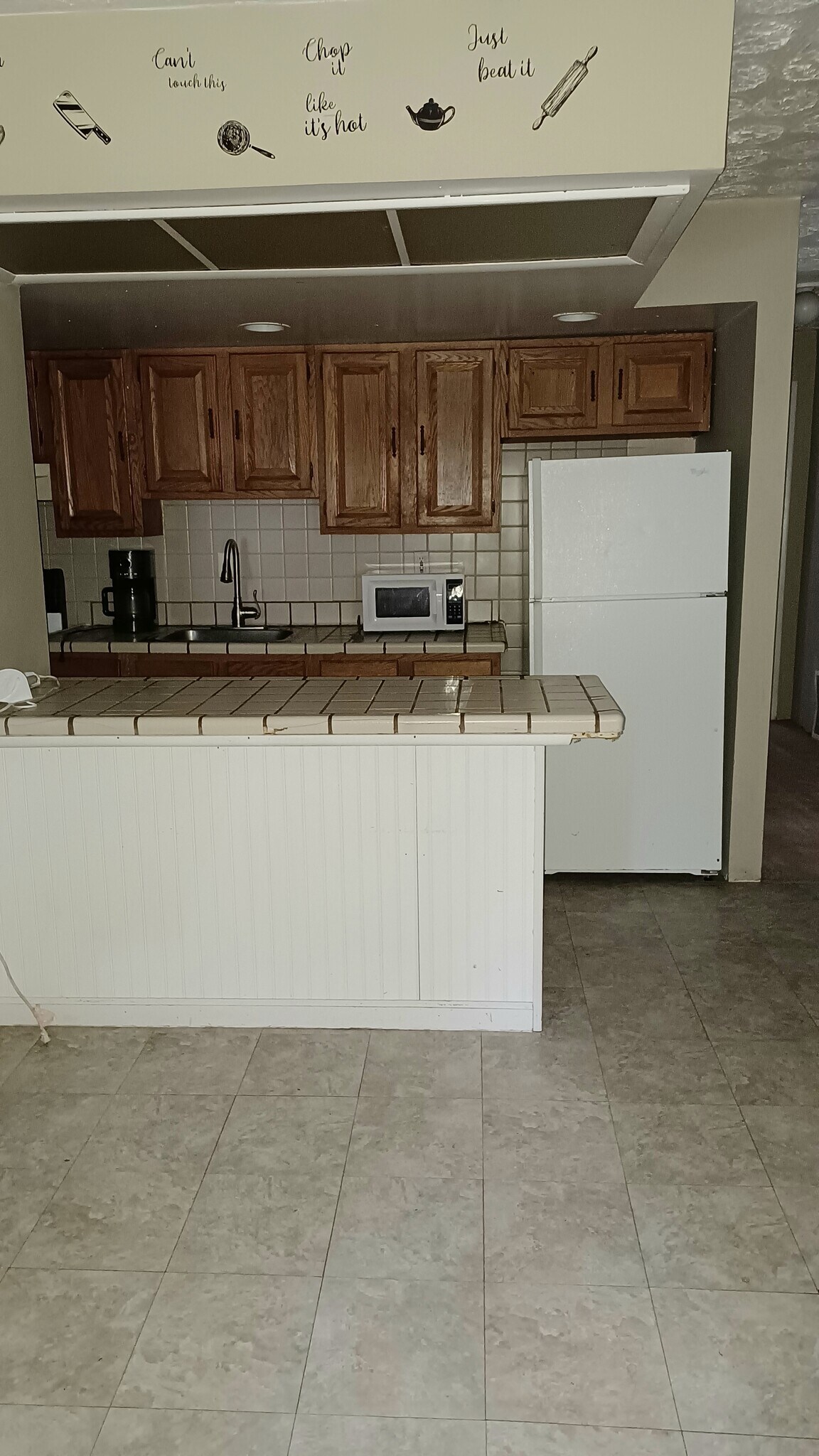 Building Photo - 120 Watkins Ave