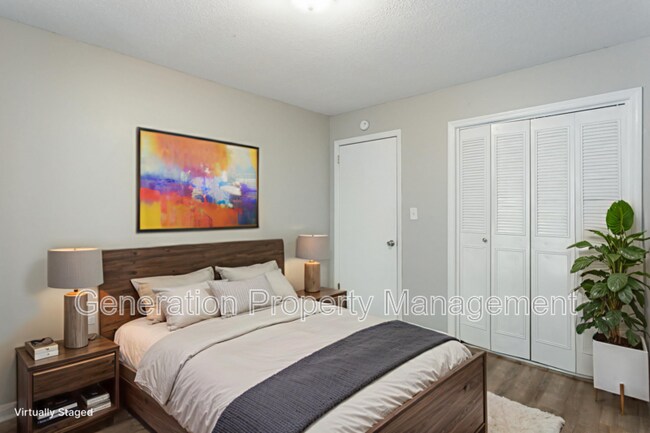 Building Photo - 5221 Old Trail