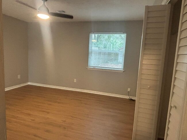 Building Photo - 3146 Oak Hammock Ct