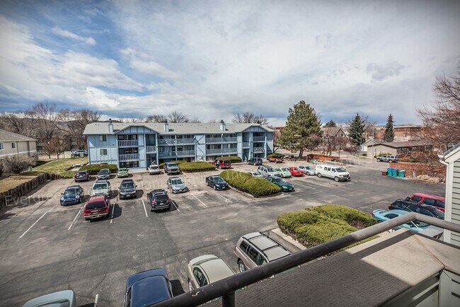 Building Photo - 1301 University Ave