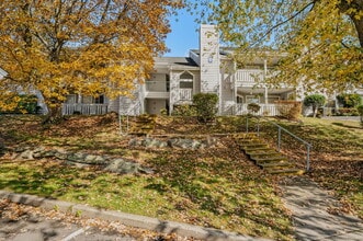 Building Photo - 33 Crown Knoll Ct