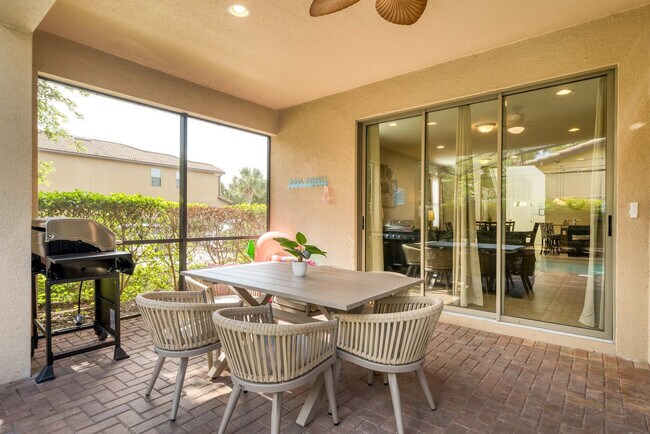 Building Photo - 9042 Rhodes St