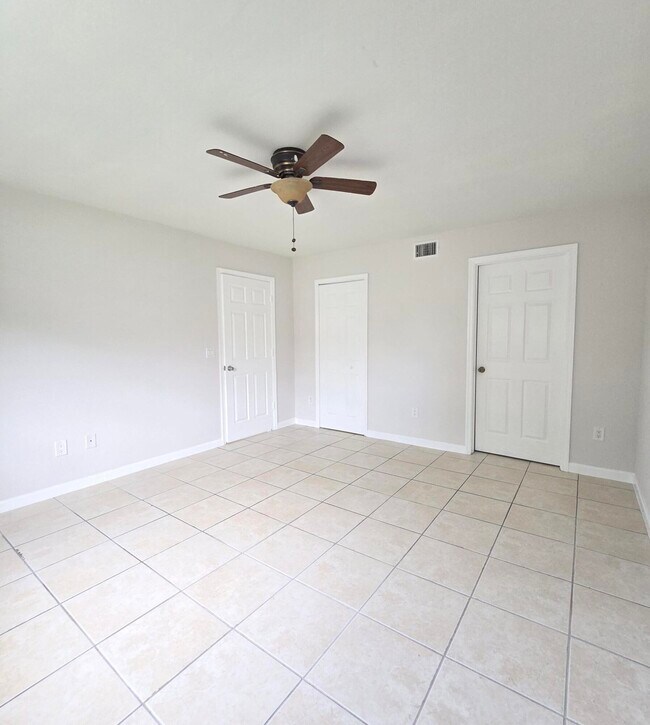 Building Photo - 1503 Palm Beach Trace Dr