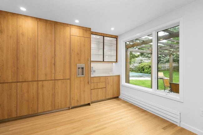 Building Photo - 18 Mignon Rd