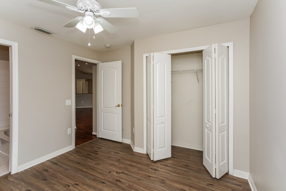 Building Photo - 12817 Kings Lake Dr