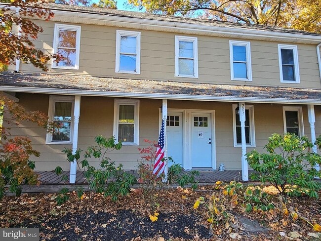 Building Photo - 2054 Swamp Pike